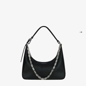 Givenchy small purse. Good condition